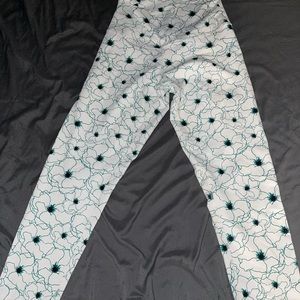 This are DYI leggings